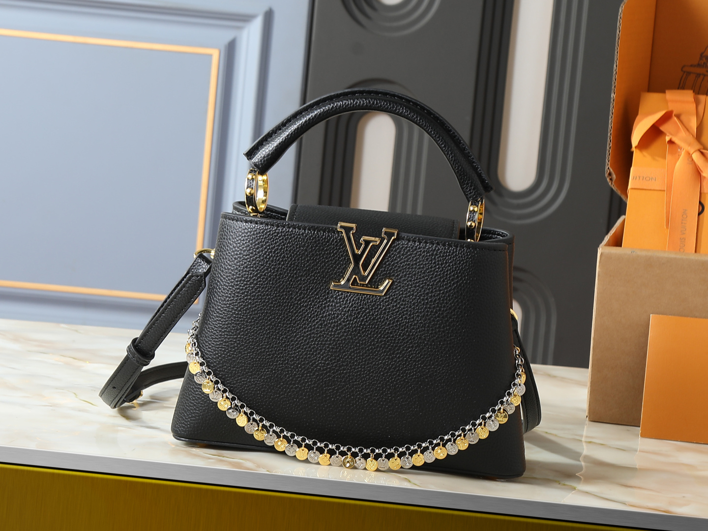 LV Classic Bucket Bag Monogram Canvas Model M68709 Magnetic Lock